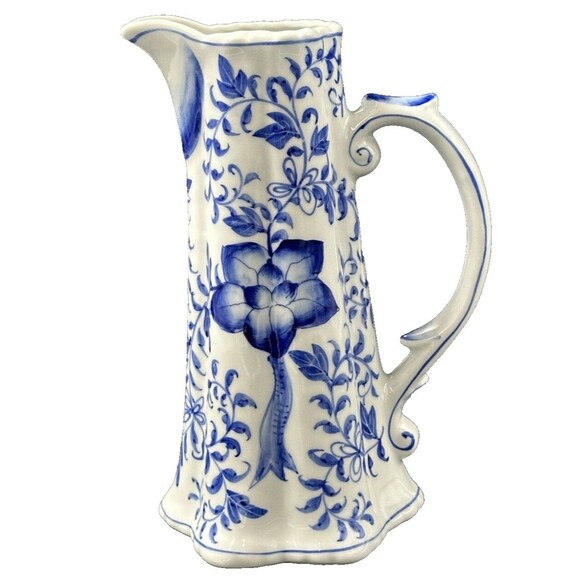 Vtg Andrea by Sadek Blue White Floral Handpainted Porcelain Creamer Pitcher - Picture 1 of 6